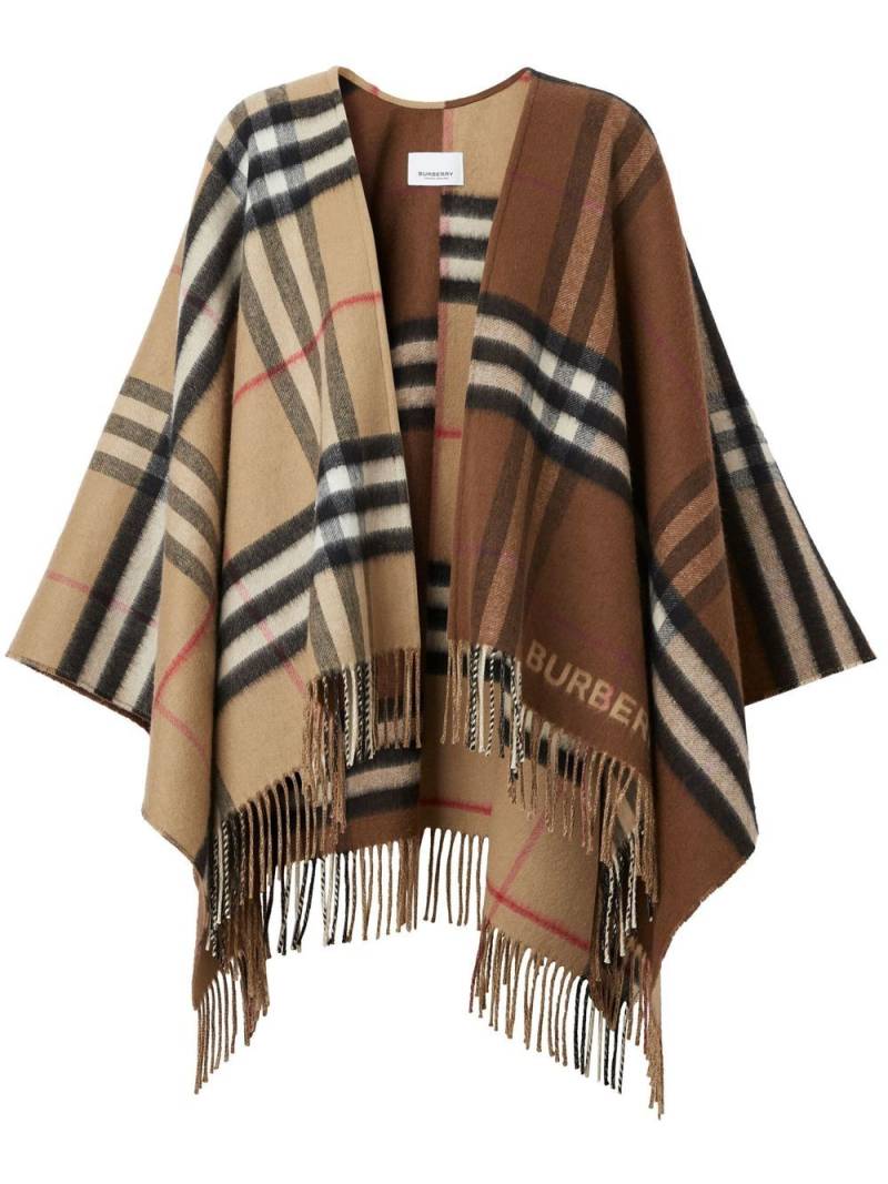 Burberry Contrast check fringed cape - Brown von Burberry