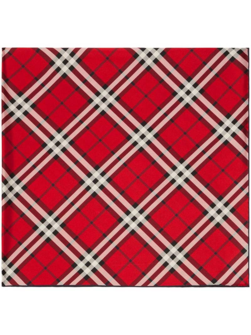 Burberry checked silk scarf - Red von Burberry