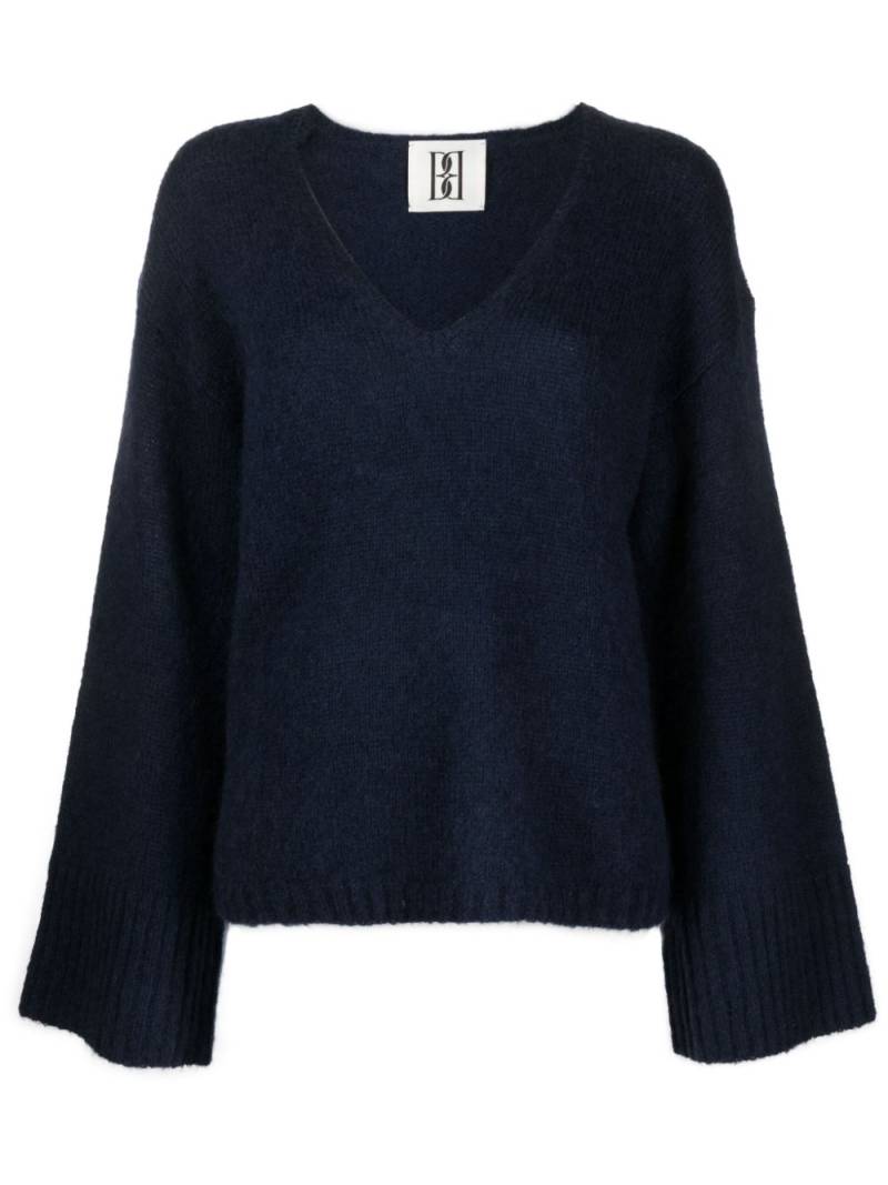 By Malene Birger V-neck drop-shoulder jumper - Blue von By Malene Birger