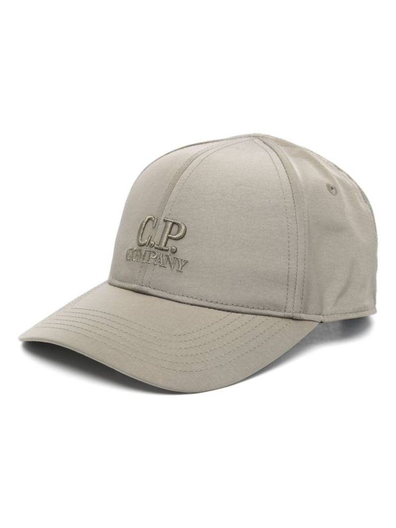 C.P. Company logo-embroidered cap - Green von C.P. Company