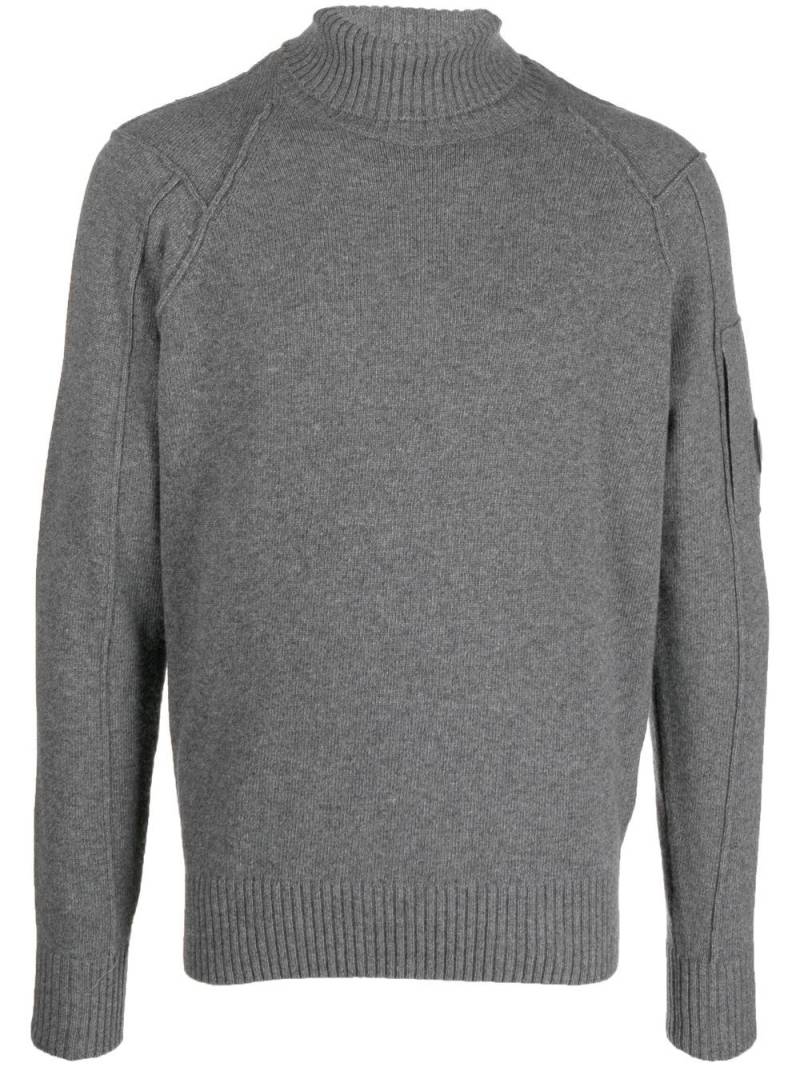 C.P. Company logo-plaque roll-neck jumper - Grey von C.P. Company