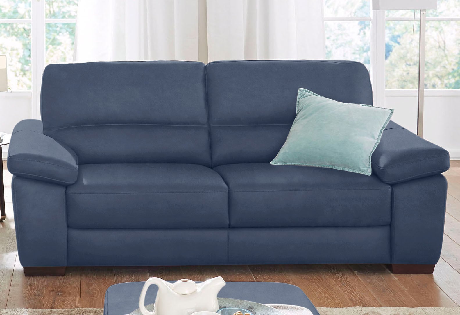 CALIA ITALIA 2-Sitzer »Gaia, Sofa im edlen Design und mit erstklassigem Sitzkomfort«, aus pflegeleichtem Luxus-Microfaser Ginevra Hydro Care CALIA ITALIA 2-Sitzer »Gaia, Sofa im edlen Design und mit erstklassigem Sitzkomfort«, aus pflegeleichtem Luxus-Microfaser Ginevra Hydro Care von CALIA ITALIA