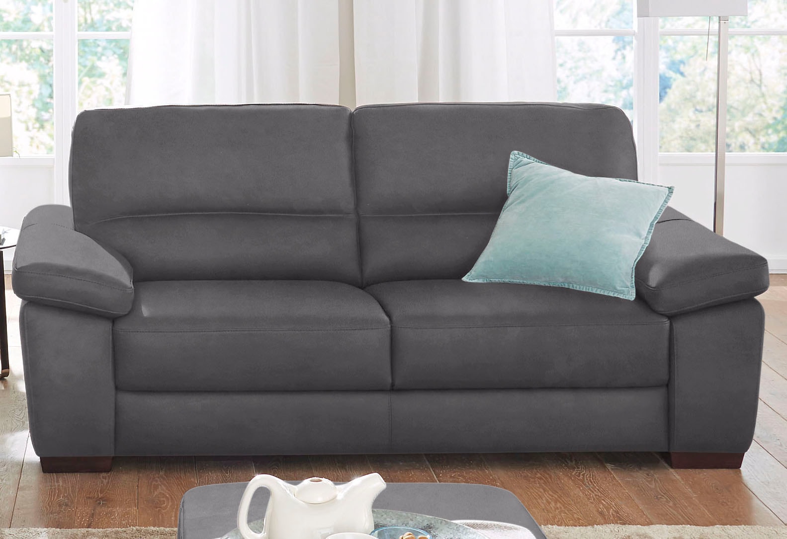 CALIA ITALIA 2-Sitzer »Gaia, Sofa im edlen Design und mit erstklassigem Sitzkomfort«, aus pflegeleichtem Luxus-Microfaser Ginevra Hydro Care CALIA ITALIA 2-Sitzer »Gaia, Sofa im edlen Design und mit erstklassigem Sitzkomfort«, aus pflegeleichtem Luxus-Microfaser Ginevra Hydro Care von CALIA ITALIA