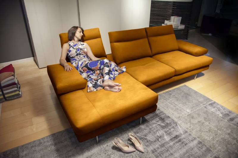 CALIA ITALIA Ecksofa »Toby Wing, L-Form, Designsofa mit sensationellem Sitzkomfort«, inklusive Sitztiefenverstellung, Füsse in chrom glänzend von CALIA ITALIA