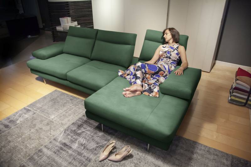 CALIA ITALIA Ecksofa »Toby Wing, L-Form, Designsofa mit sensationellem Sitzkomfort«, inklusive Sitztiefenverstellung, Füsse in chrom glänzend von CALIA ITALIA