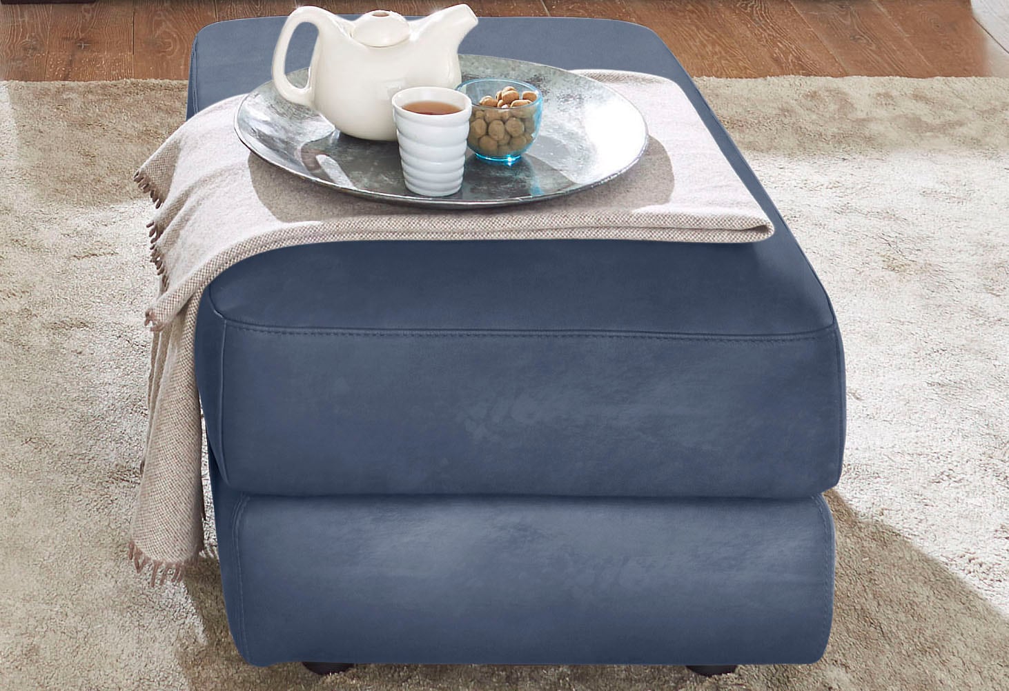 CALIA ITALIA Hocker »Gaia, in edlem Design und mit erstklassigem Sitzkomfort«, aus pflegeleichtem Luxus-Microfaser Ginevra Hydro Care CALIA ITALIA Hocker »Gaia, in edlem Design und mit erstklassigem Sitzkomfort«, aus pflegeleichtem Luxus-Microfaser Ginevra Hydro Care von CALIA ITALIA