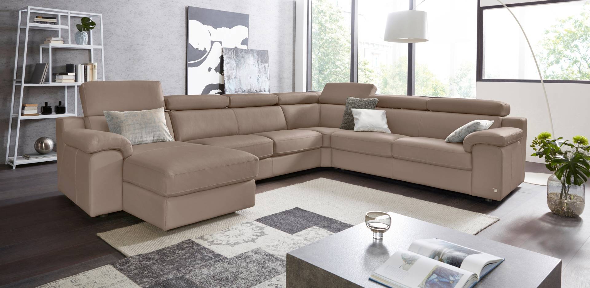 CALIA ITALIA Wohnlandschaft »CS_Mambo, U-Form, Familiensofa, bequem und zeitlos«, in Leder, inklusive Kopfteilverstellung CALIA ITALIA Wohnlandschaft »CS_Mambo, U-Form, Familiensofa, bequem und zeitlos«, in Leder, inklusive Kopfteilverstellung von CALIA ITALIA