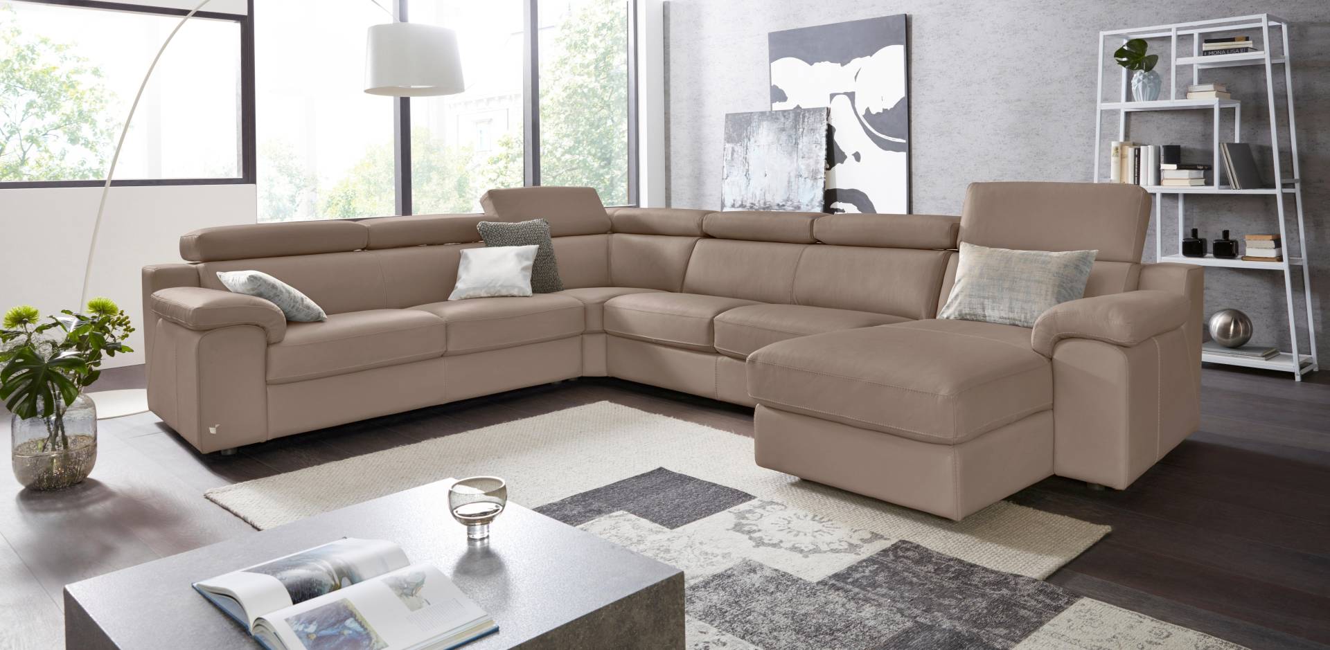 CALIA ITALIA Wohnlandschaft »CS_Mambo, U-Form, Familiensofa, bequem und zeitlos«, in Leder, inklusive Kopfteilverstellung CALIA ITALIA Wohnlandschaft »CS_Mambo, U-Form, Familiensofa, bequem und zeitlos«, in Leder, inklusive Kopfteilverstellung von CALIA ITALIA