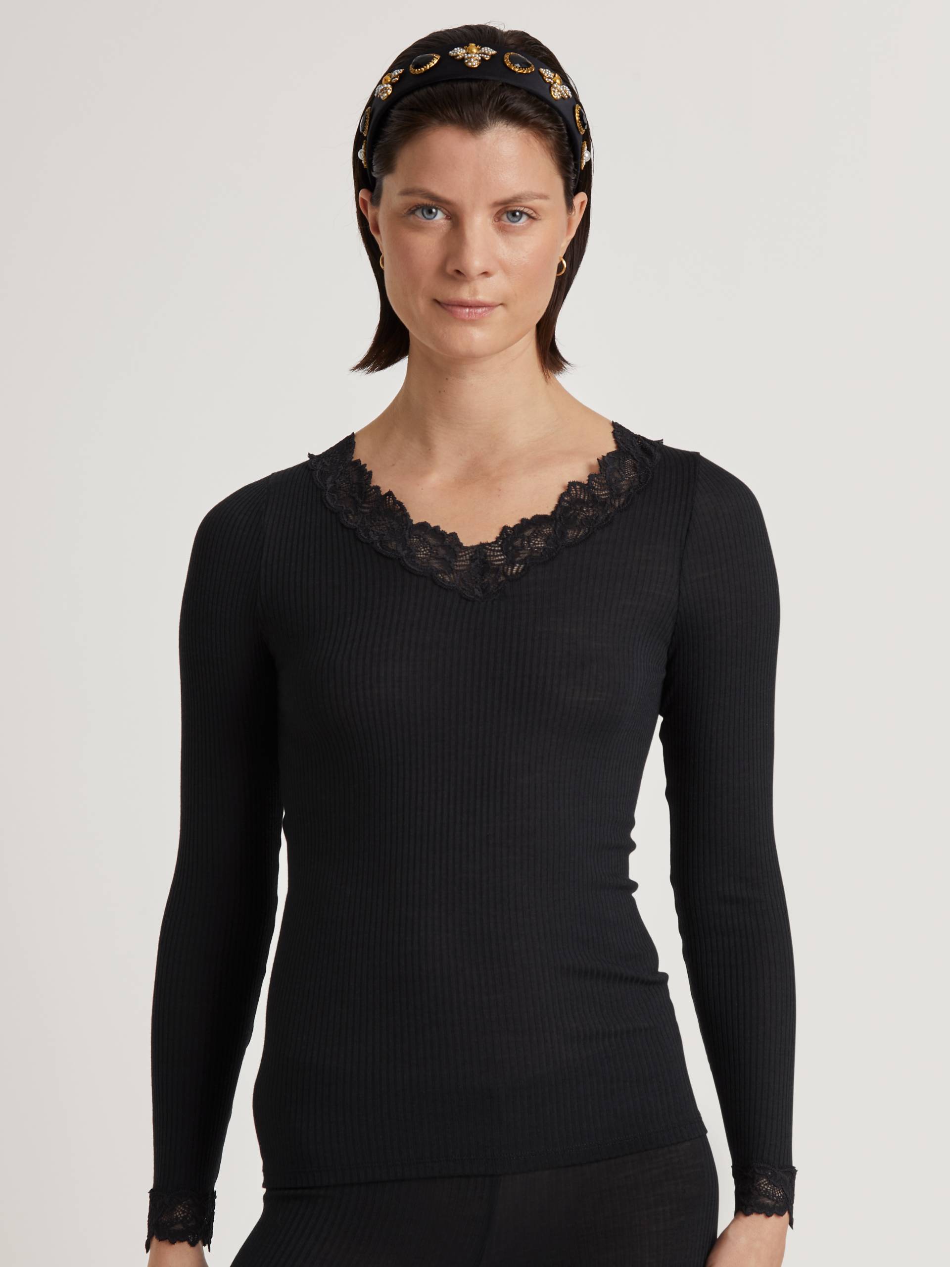 CALIDA Langarmshirt »Silky Wool Joy«, mit Spitze an Ausschnitt und Bündchen CALIDA Langarmshirt »Silky Wool Joy«, mit Spitze an Ausschnitt und Bündchen von CALIDA