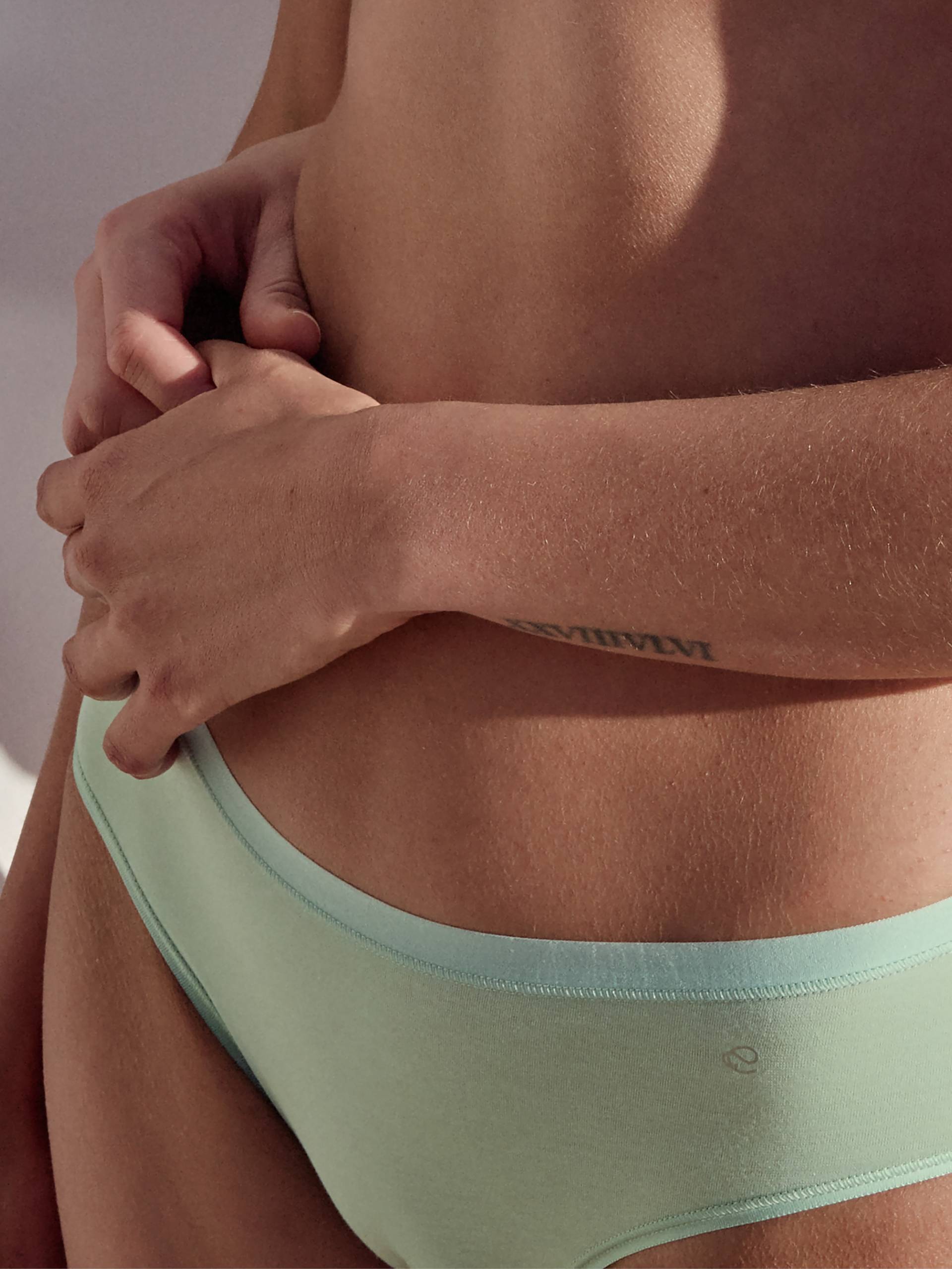CALIDA Slip »Natural Comfort«, mit natürlichem Glanz und glattem Griff CALIDA Slip »Natural Comfort«, mit natürlichem Glanz und glattem Griff von CALIDA