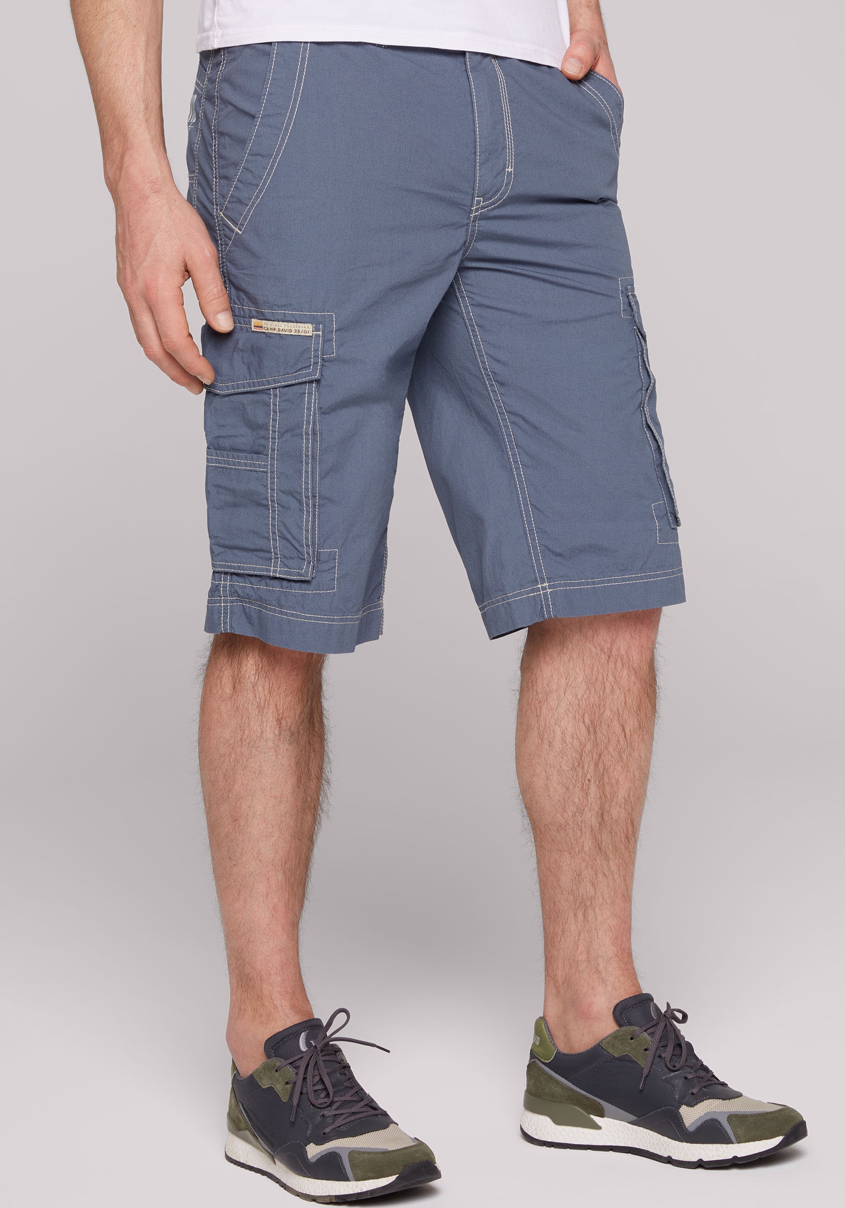 CAMP DAVID Cargoshorts, mit Markenlabel an den Taschen von CAMP DAVID