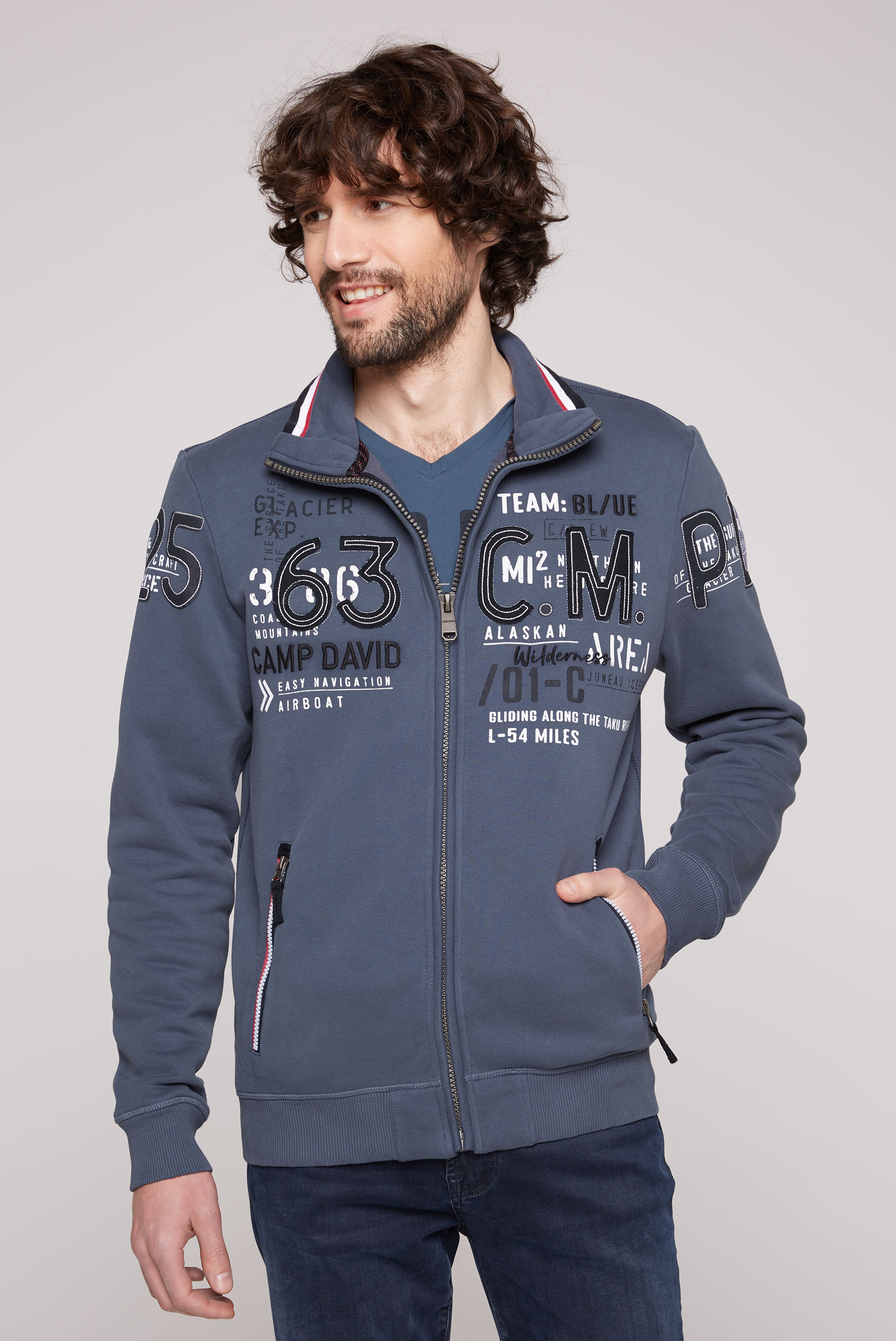 CAMP DAVID Hoodie, mit Label-Applikationen von CAMP DAVID