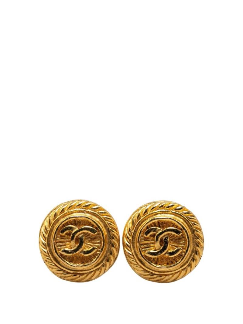 CHANEL Pre-Owned 1970-1980 Gold Plated CC Clip On costume earrings von CHANEL Pre-Owned