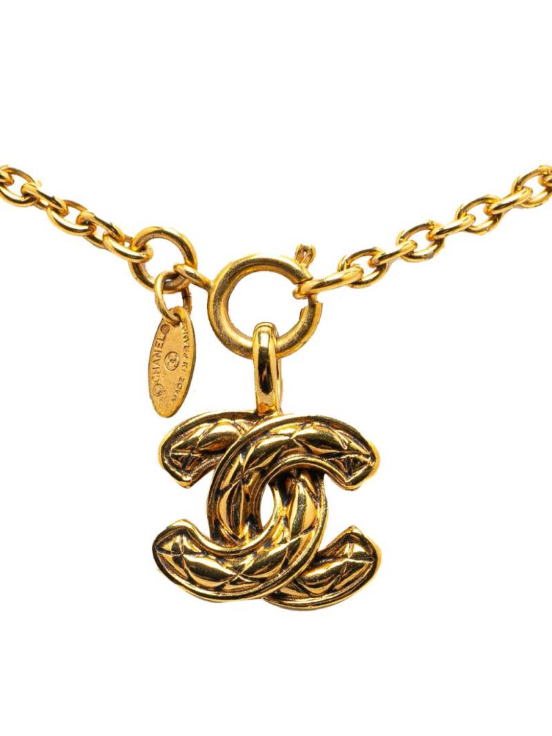 CHANEL Pre-Owned 1970-1980 Gold Plated CC Quilted Pendant costume necklace von CHANEL Pre-Owned