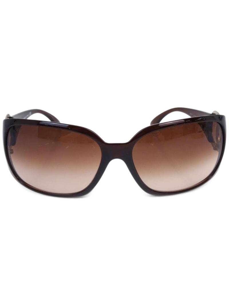 CHANEL Pre-Owned 1990-2000 logo gradient rectangle-frame sunglasses - Brown von CHANEL Pre-Owned