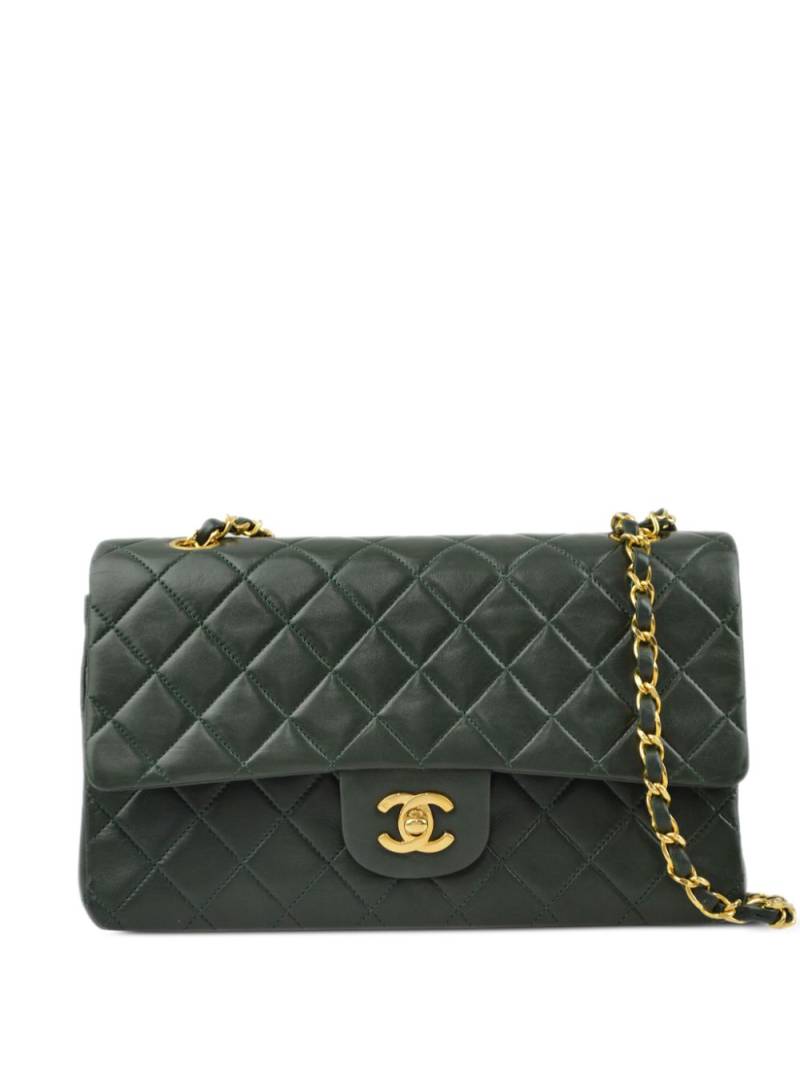 CHANEL Pre-Owned 1990 medium Double Flap shoulder bag - Green von CHANEL Pre-Owned