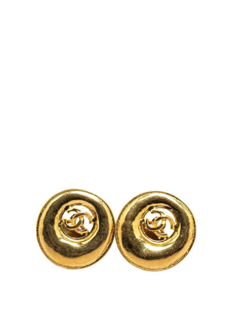 CHANEL Pre-Owned 1993 Gold Plated CC Round Clip On costume earrings von CHANEL Pre-Owned