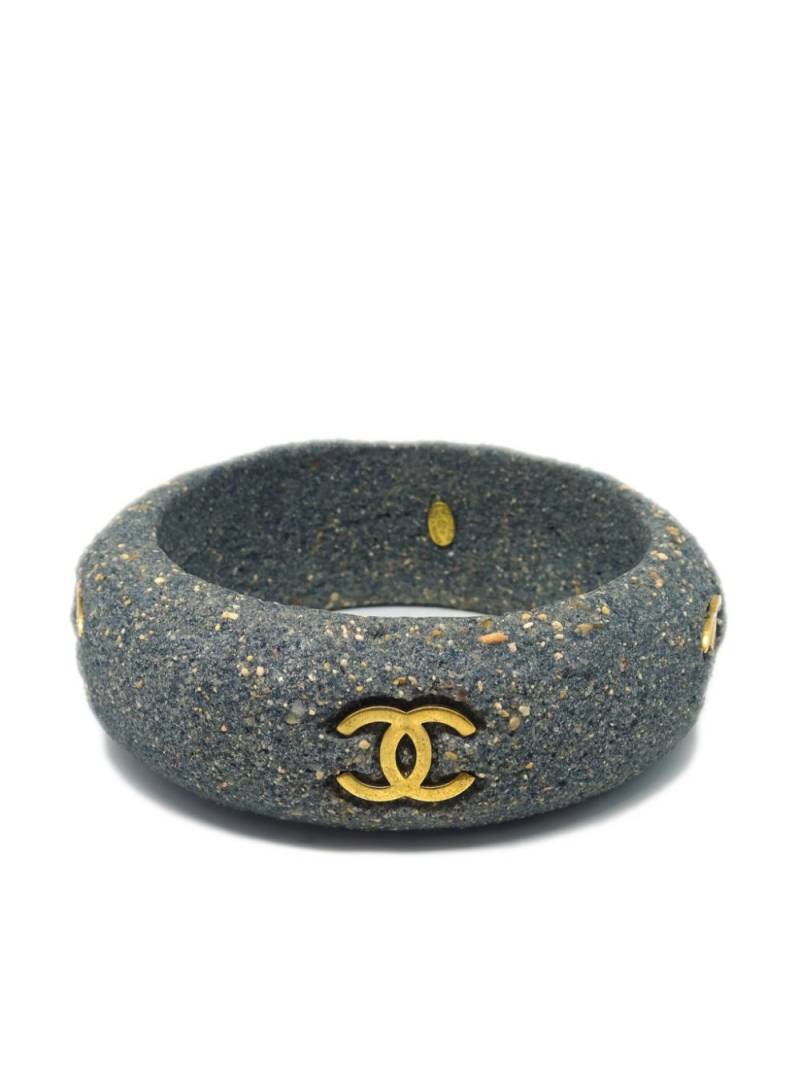 CHANEL Pre-Owned 1994 bracelet bangle - Grey von CHANEL Pre-Owned