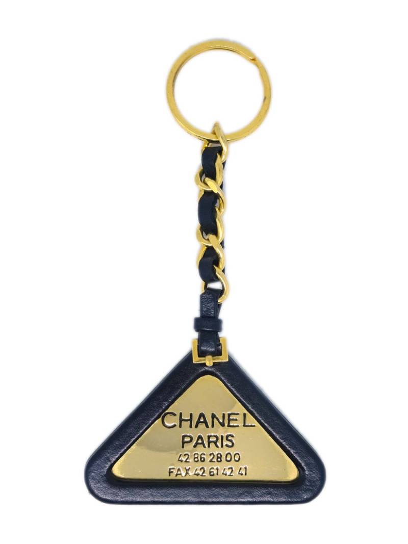 CHANEL Pre-Owned 1994 leather-and-chain logo bag charm - Gold von CHANEL Pre-Owned