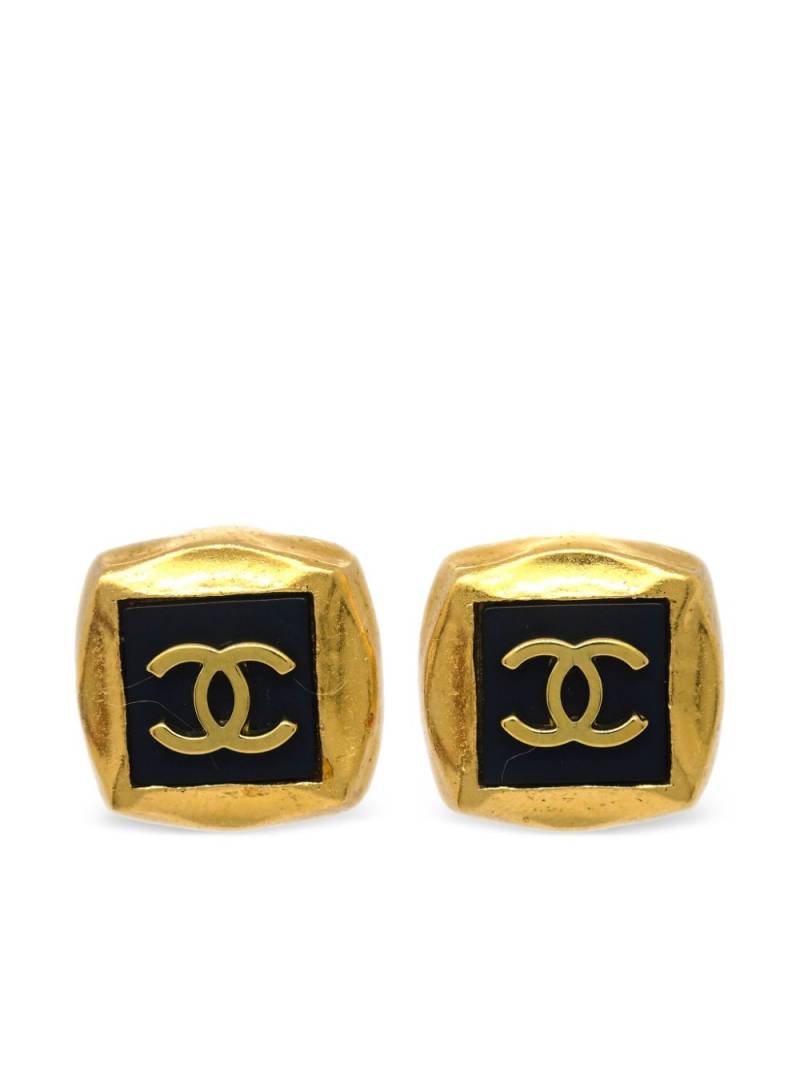 CHANEL Pre-Owned 1995 CC square clip-on earrings - Gold von CHANEL Pre-Owned