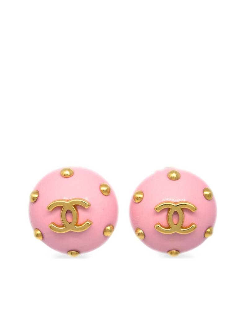 CHANEL Pre-Owned 1996 Button clip-on earrings - Pink von CHANEL Pre-Owned