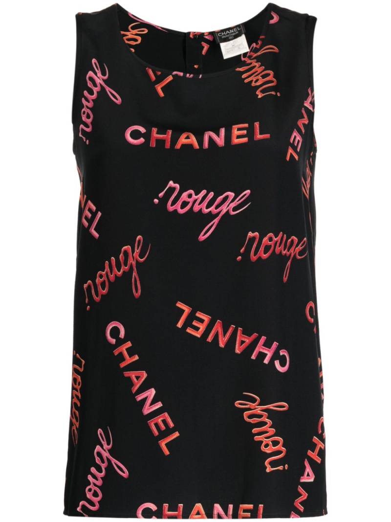 CHANEL Pre-Owned 1996 logo-print silk tank top - Black von CHANEL Pre-Owned