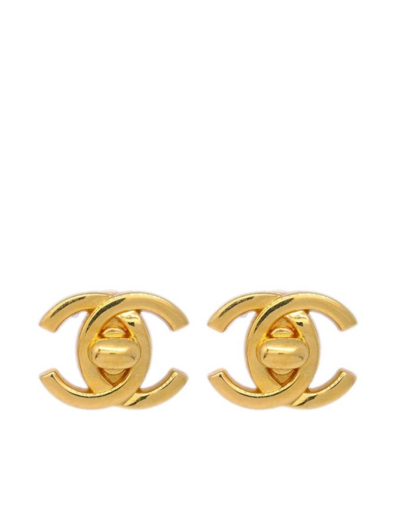 CHANEL Pre-Owned 1997 gold plated CC Turnlock clip-on earrings von CHANEL Pre-Owned