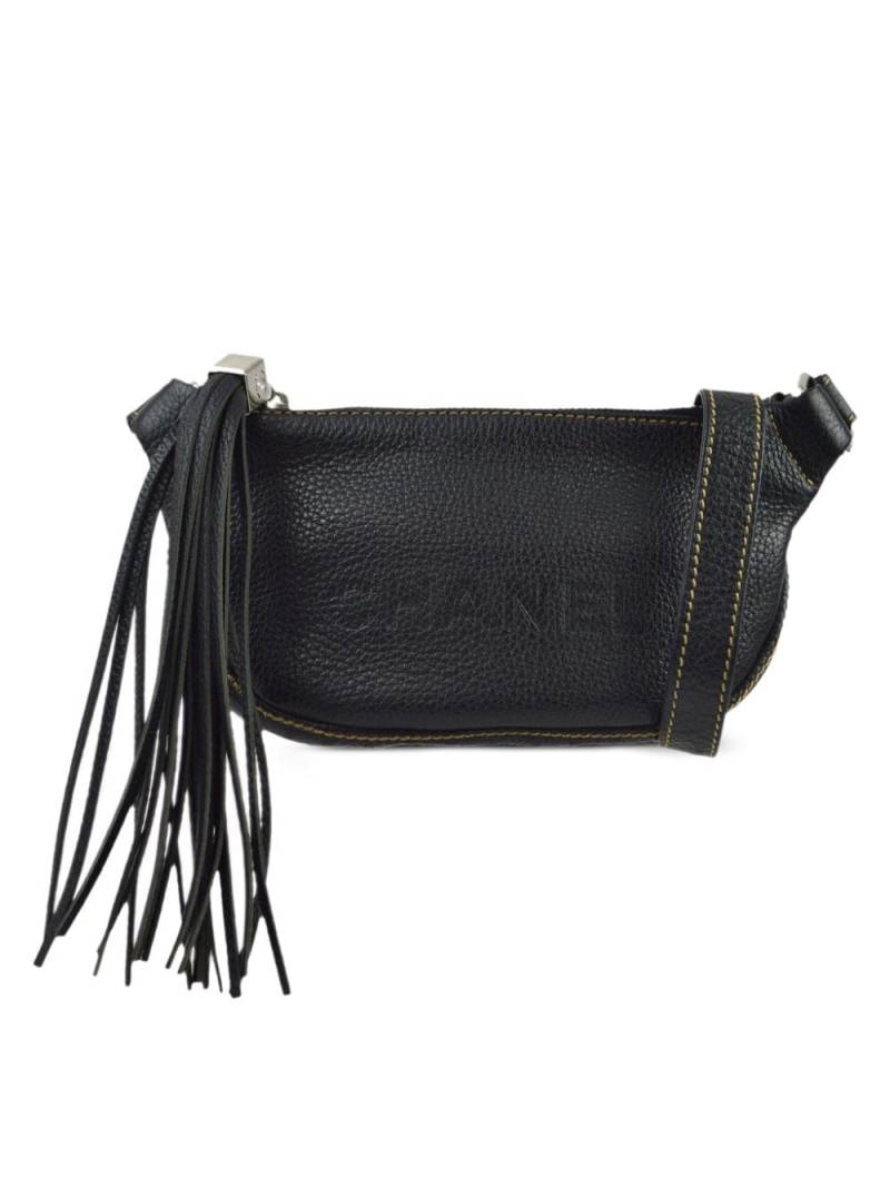 CHANEL Pre-Owned 2002 tassel belt bag - Black von CHANEL Pre-Owned