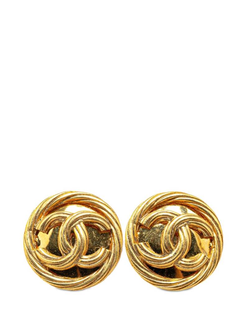 CHANEL Pre-Owned 2003 Gold Plated CC Clip On costume earrings von CHANEL Pre-Owned