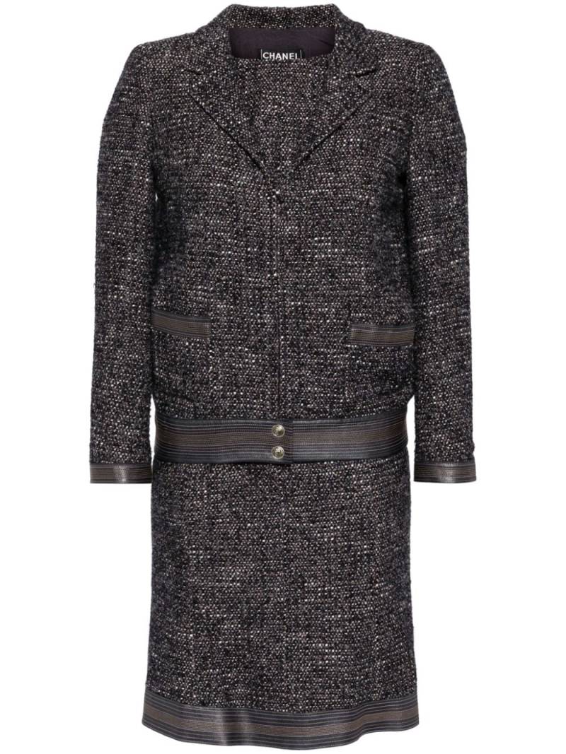 CHANEL Pre-Owned 2004 tweed dress suit - Blue von CHANEL Pre-Owned