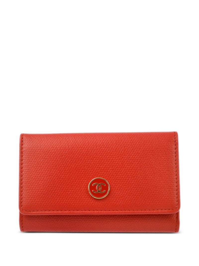 CHANEL Pre-Owned 2005 CC leather key case - Red von CHANEL Pre-Owned