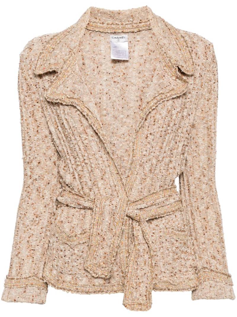 CHANEL Pre-Owned 2006 mélange-effect belted cardigan - Brown von CHANEL Pre-Owned