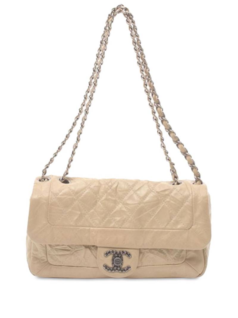 CHANEL Pre-Owned 2009-2010 Aged Calfskin Coco Rider Flap shoulder bag - Brown von CHANEL Pre-Owned