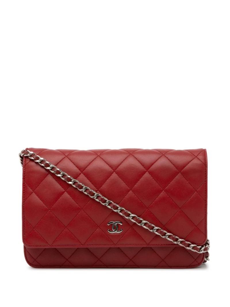 CHANEL Pre-Owned 2015-2016 Classic Lambskin Wallet on Chain crossbody bag - Red von CHANEL Pre-Owned