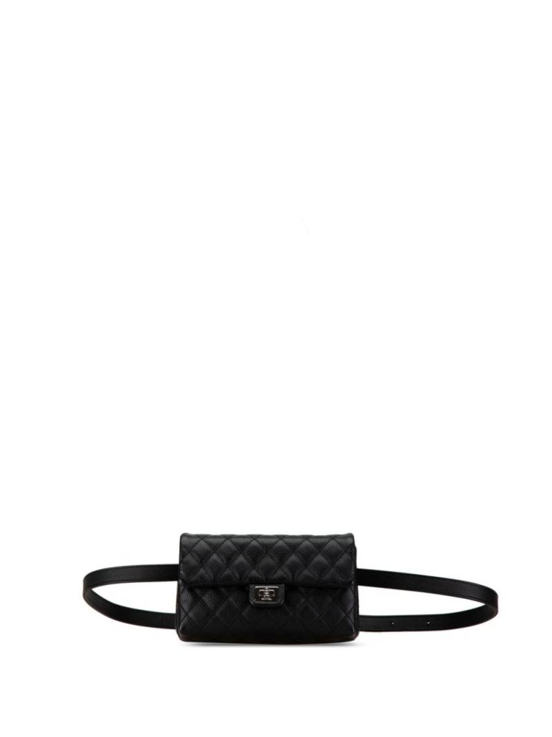 CHANEL Pre-Owned 2016-2017 Reissue 2.55 Caviar Mademoiselle belt bag - Black von CHANEL Pre-Owned