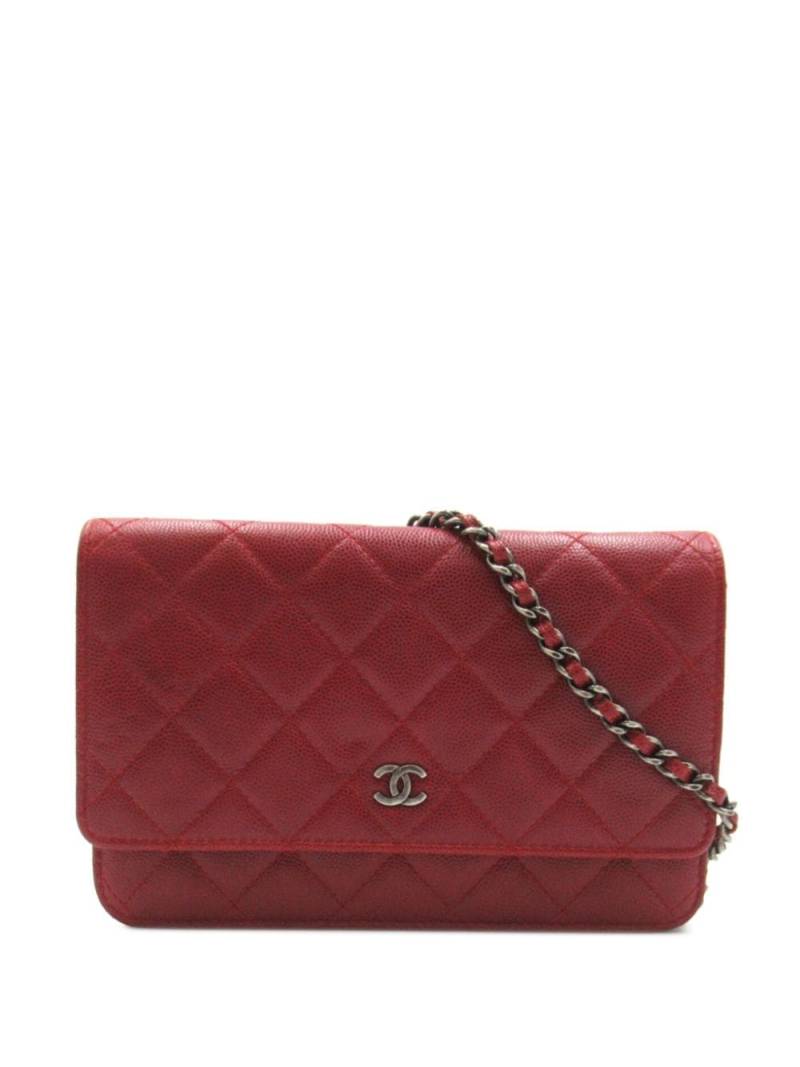 CHANEL Pre-Owned 2016-2017 quilted chain wallet - Red von CHANEL Pre-Owned