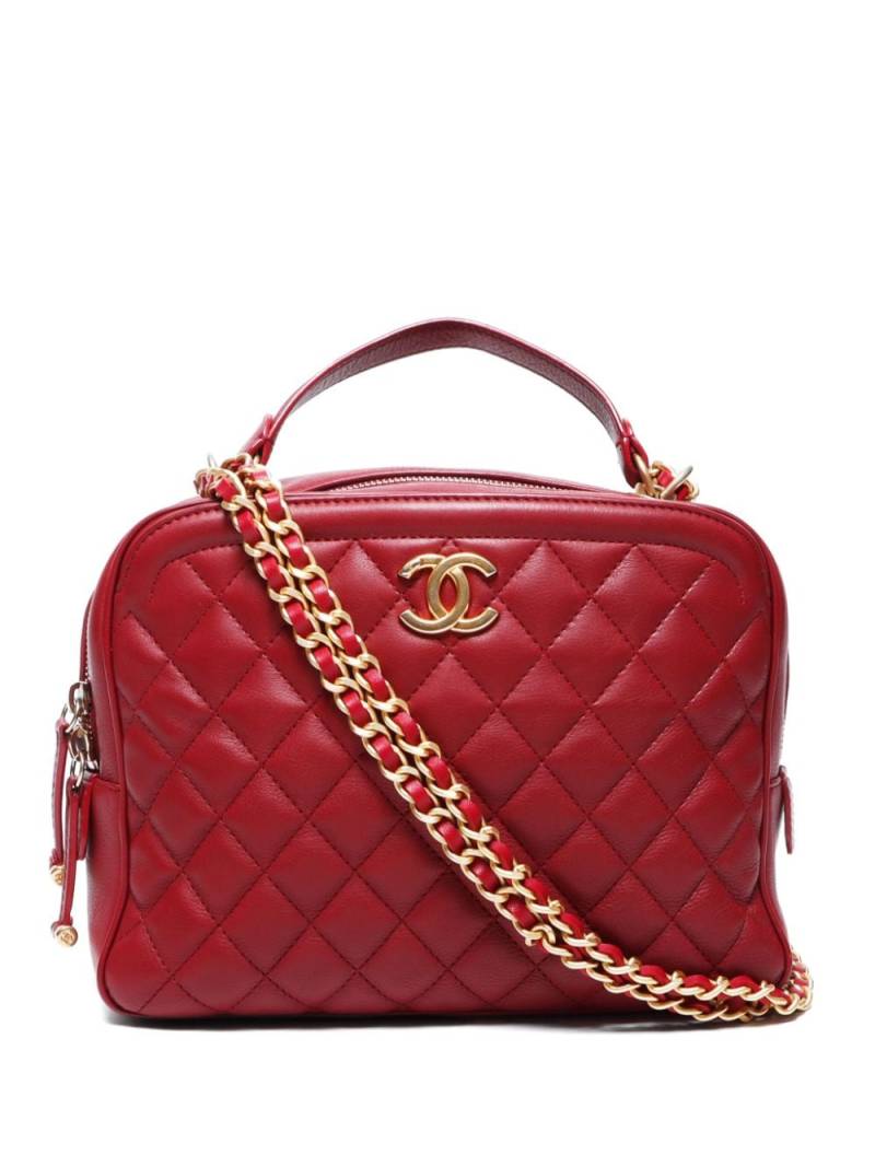 CHANEL Pre-Owned 2018-2019 diamond-quilted two-way shoulder bag - Red von CHANEL Pre-Owned