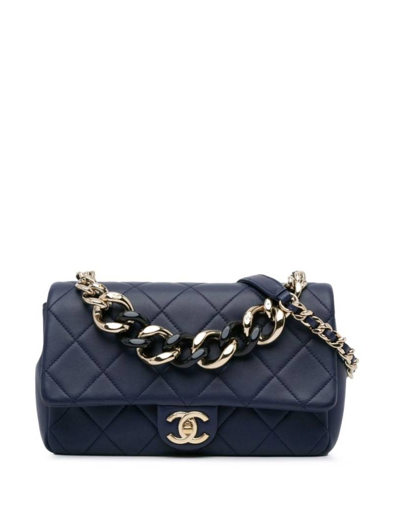 CHANEL Pre-Owned 2019 Small Lambskin Elegant Chain Single Flap satchel - Blue von CHANEL Pre-Owned