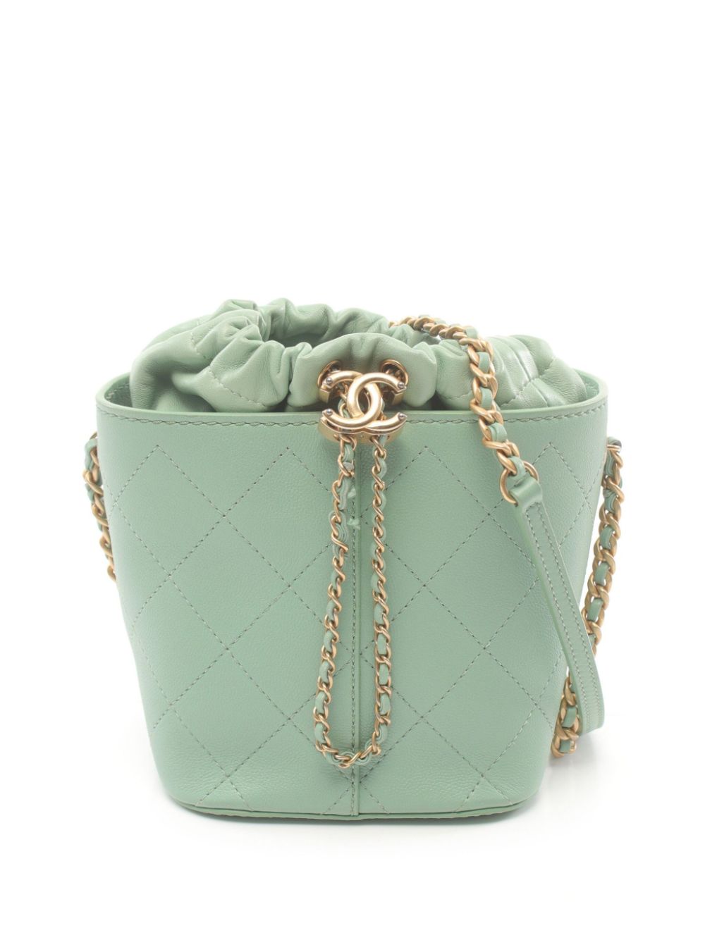 CHANEL Pre-Owned 2020-2021 diamond-quilted bucket bag - Green von CHANEL Pre-Owned