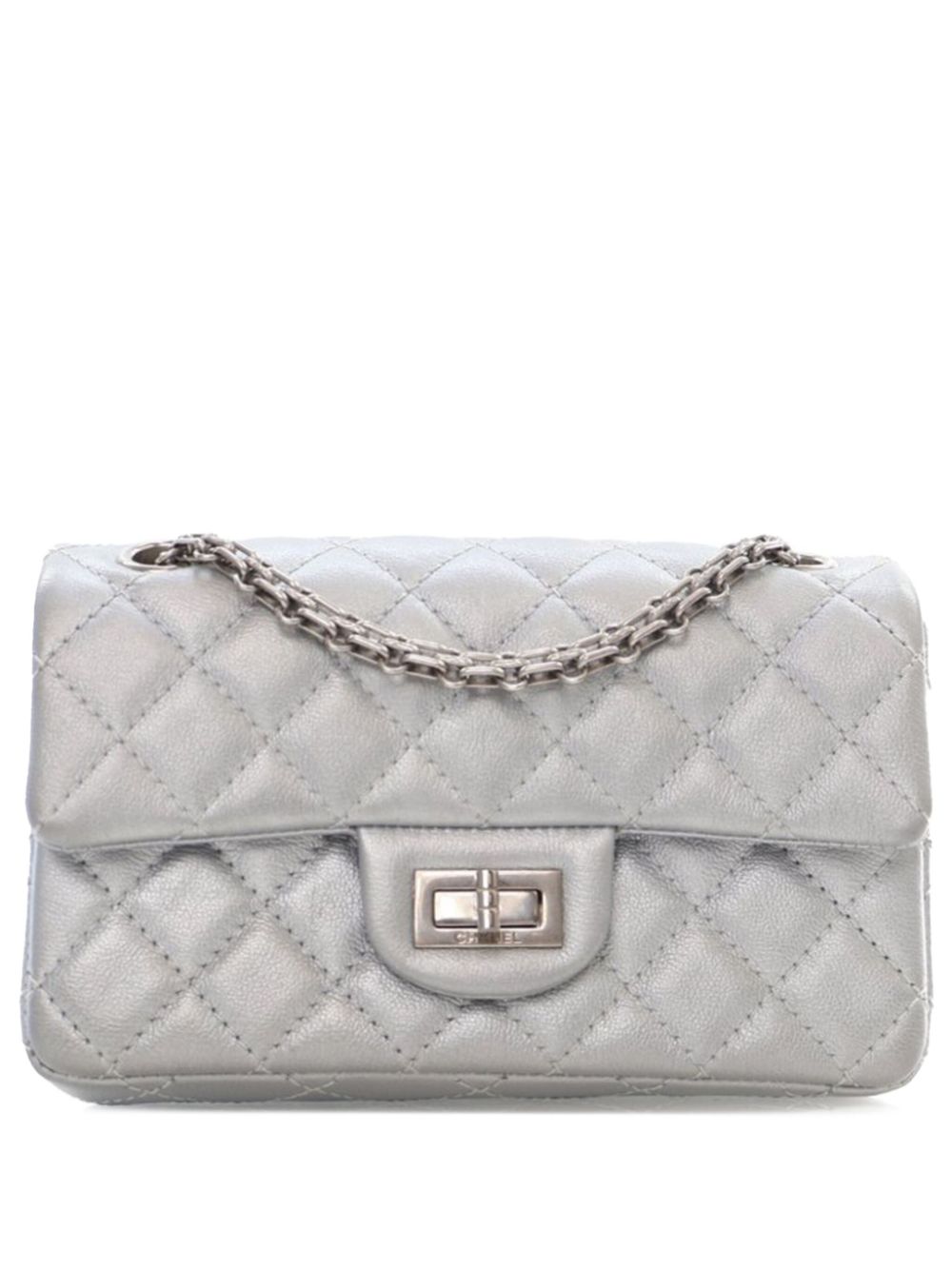 CHANEL Pre-Owned 2021-2024 Reissue 2.55 Metallic Calfskin Single Flap 224 shoulder bag - Silver von CHANEL Pre-Owned