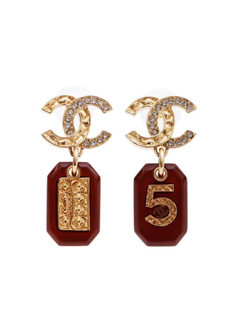 CHANEL Pre-Owned 2023 CC rhinestone-embellished drop earrings - Gold von CHANEL Pre-Owned