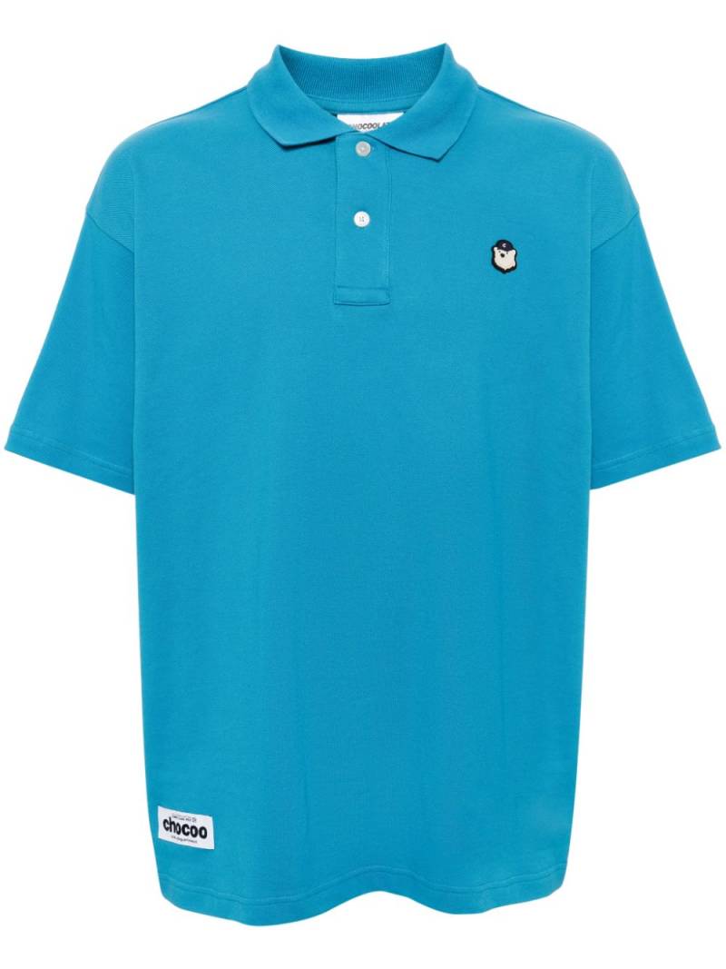 CHOCOOLATE logo-embroidered cotton polo shirt - Blue von CHOCOOLATE