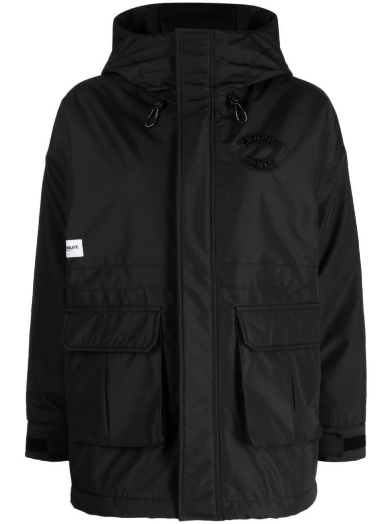 CHOCOOLATE logo-patch hooded jacket - Black von CHOCOOLATE