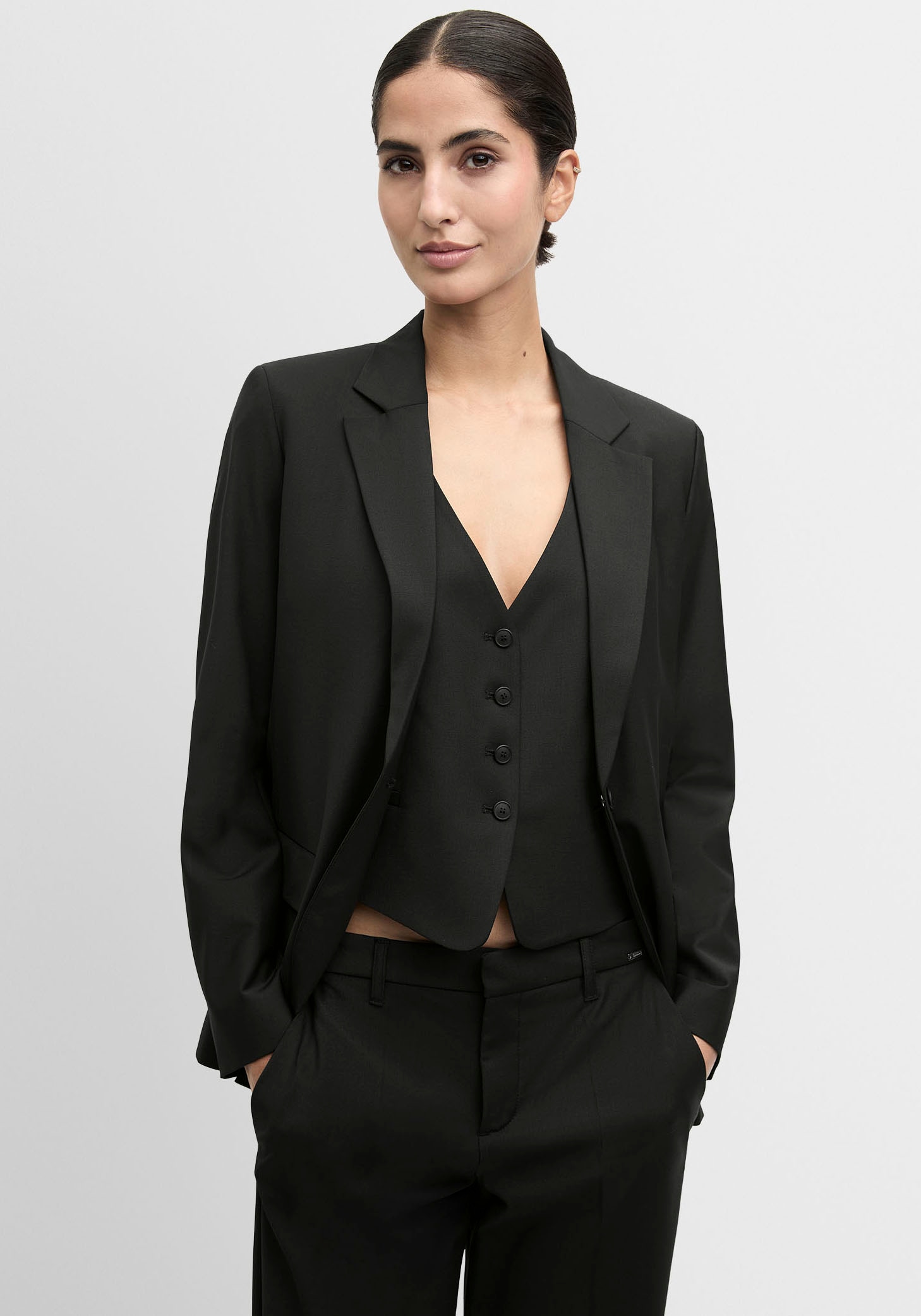 Cinque Jackenblazer »CILIGHT«, Mit Markenlabelplättchen Cinque Jackenblazer »CILIGHT«, Mit Markenlabelplättchen von CINQUE