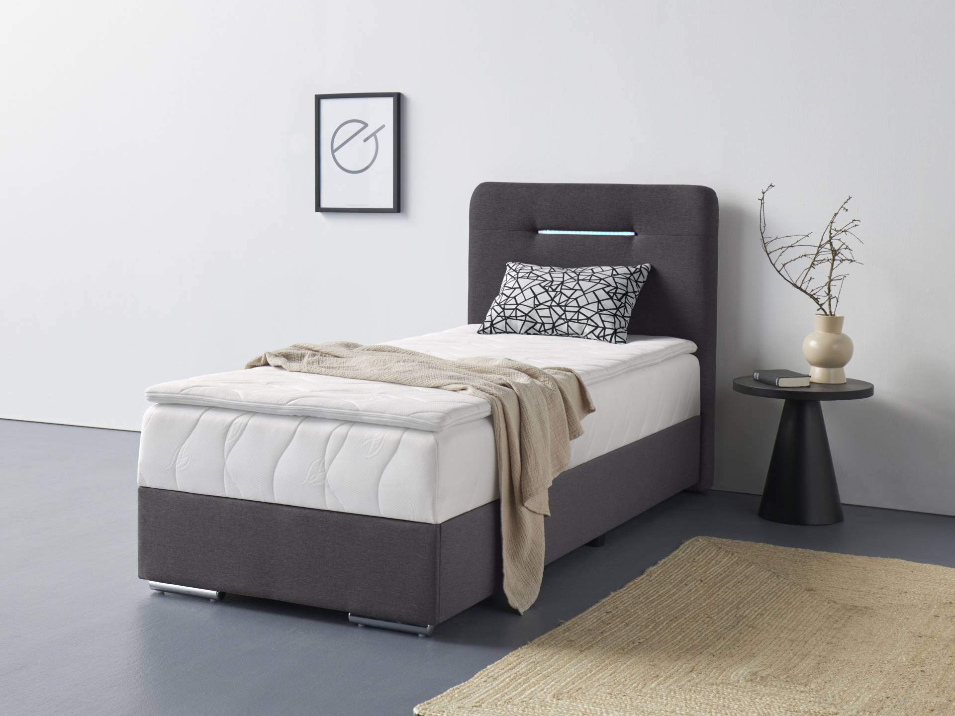 COTTA Boxbett »Lighstar«, inklusive LED-Beleuchtung, Topper, Bettkasten und Zierkissen COTTA Boxbett »Lighstar«, inklusive LED-Beleuchtung, Topper, Bettkasten und Zierkissen von COTTA