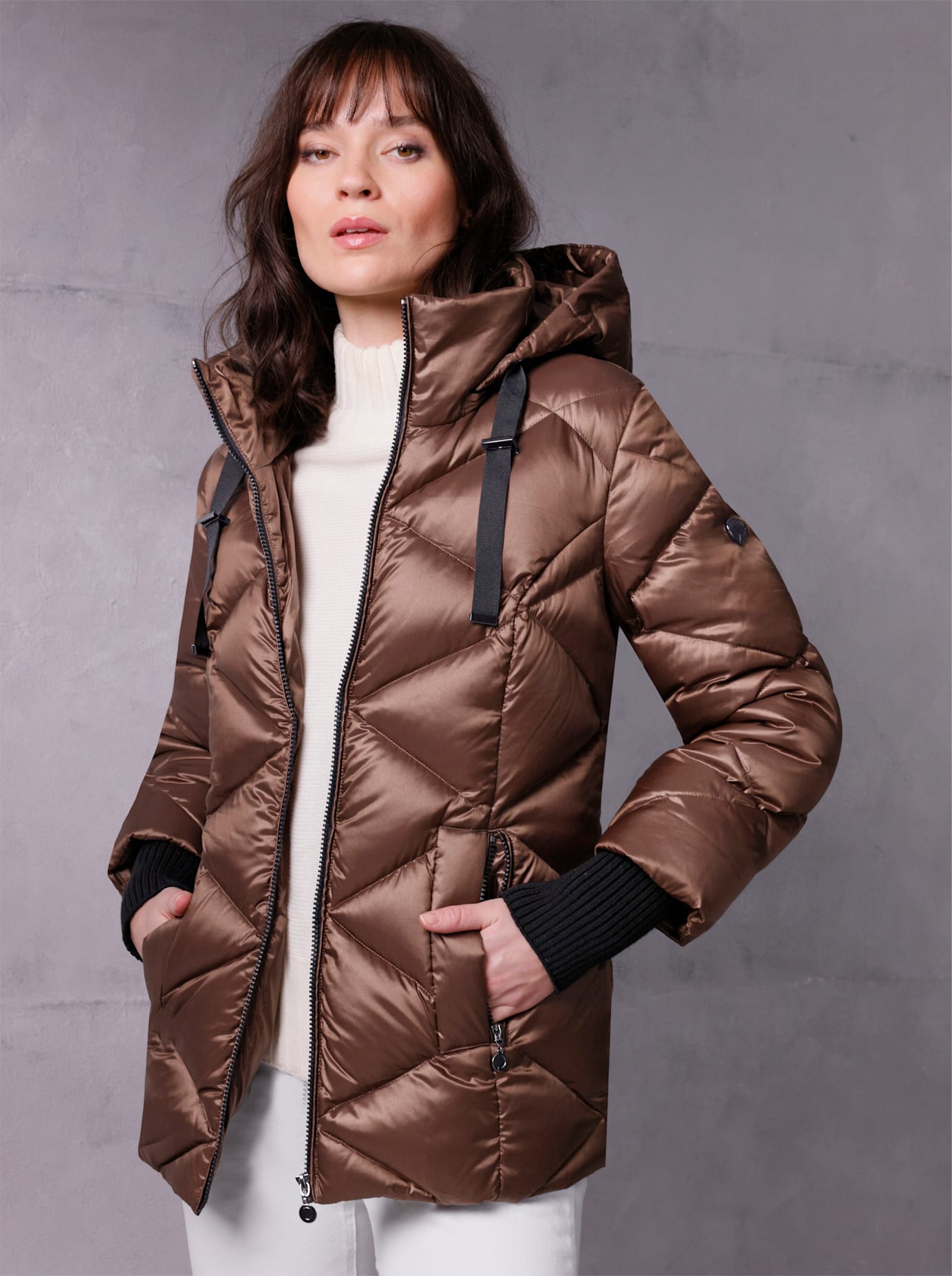 CREATION L PREMIUM Daunenjacke, mit Kapuze CREATION L PREMIUM Daunenjacke, mit Kapuze von CREATION L PREMIUM