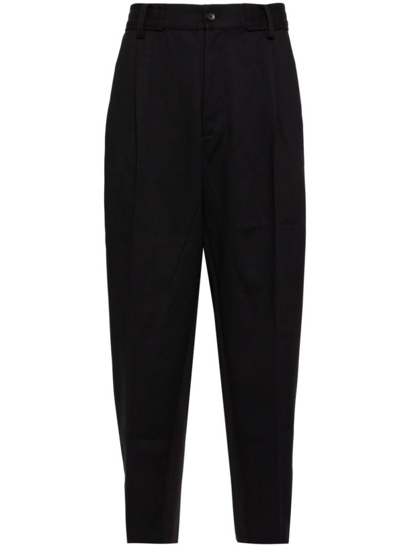 CROQUIS Tapered Twill trousers - Black von CROQUIS