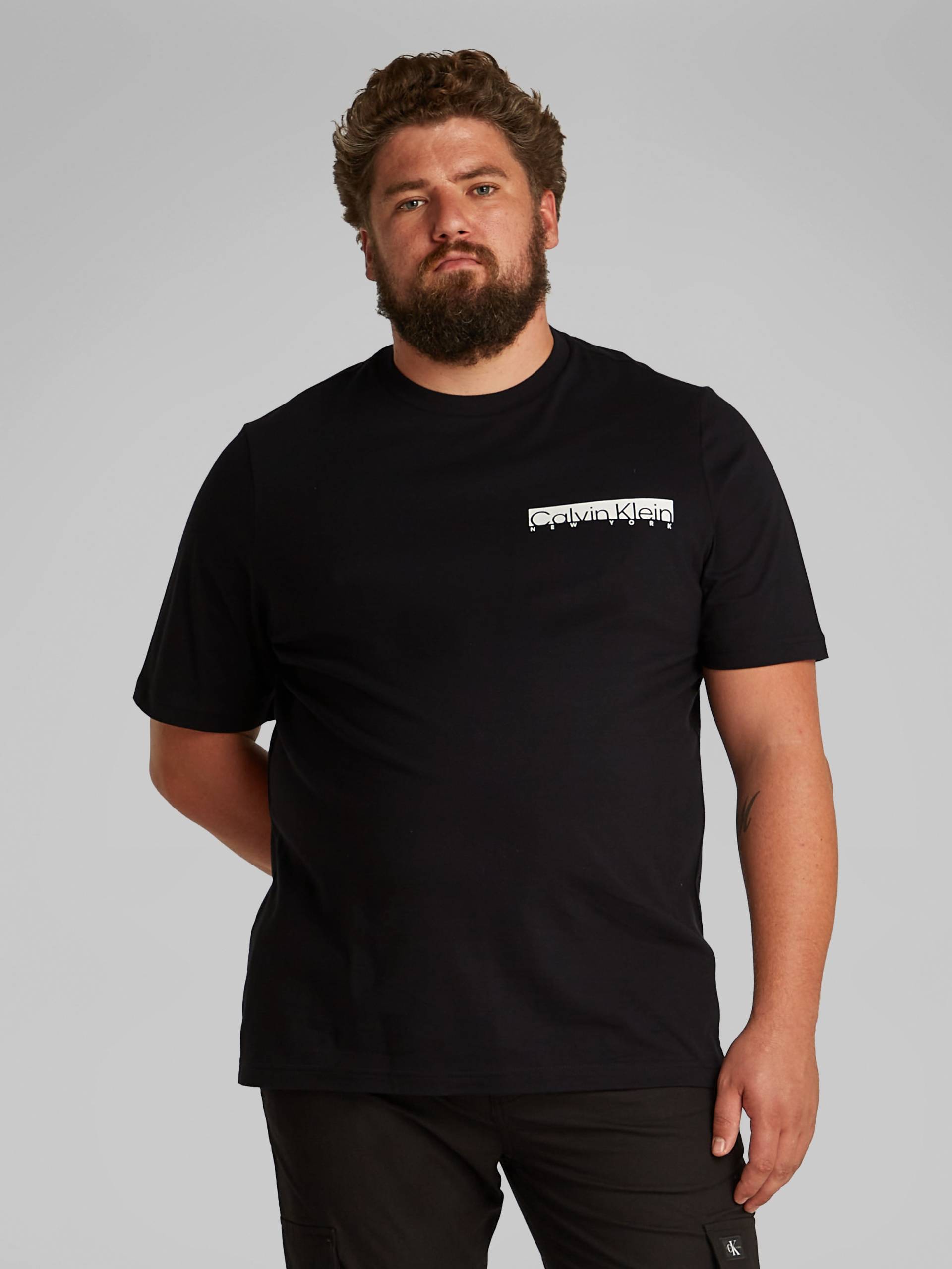 Calvin Klein Big&Tall Rundhalsshirt »BT_NY CHEST BOX LOGO T-SHIRT«, in Grossen Grössen mit Logoprint von Calvin Klein Big&Tall