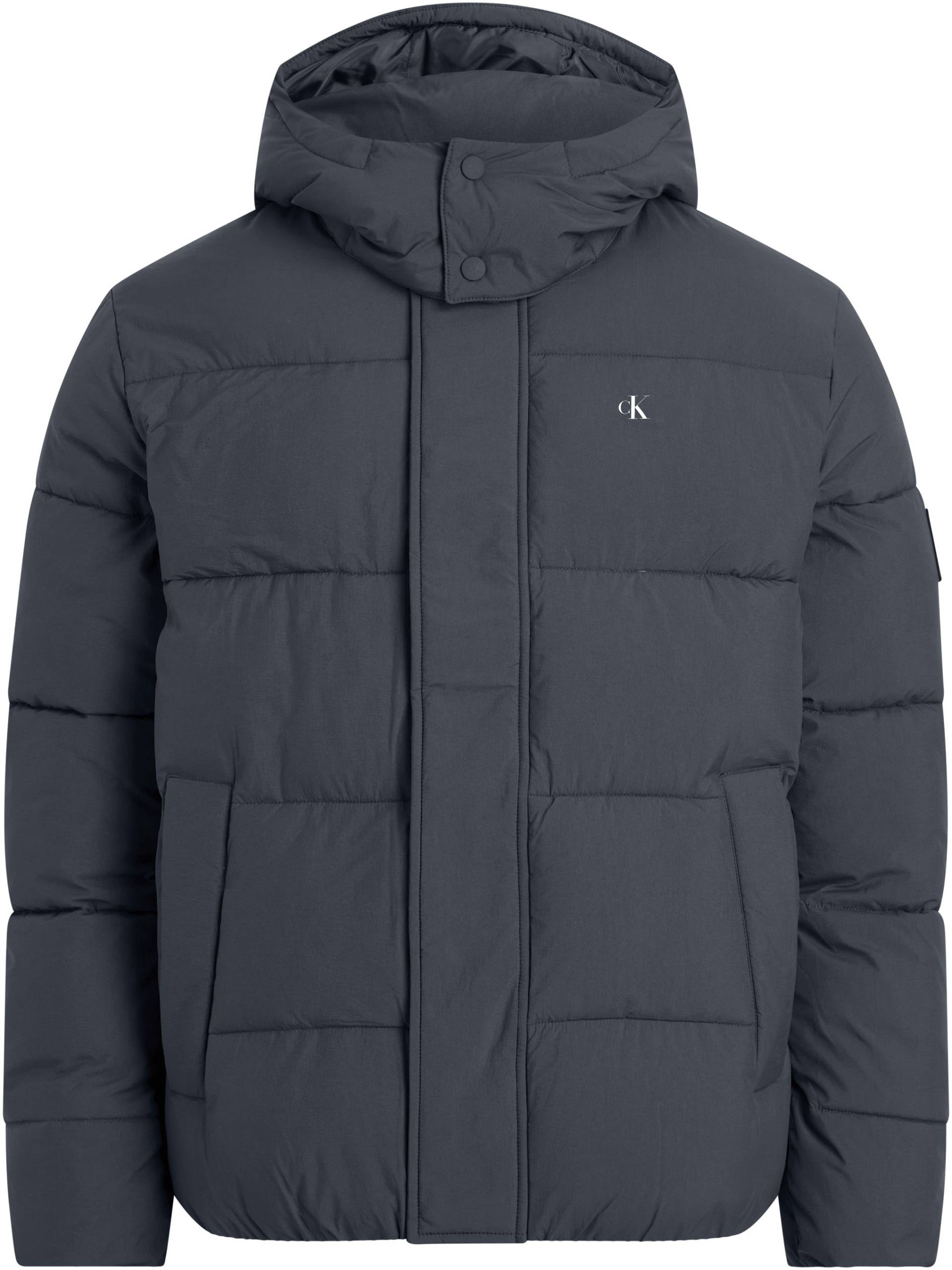 Calvin Klein Jeans Plus Outdoorjacke »Plus Essentials Non Down Jacket«, mit Kapuze, in Grossen Grössen mit Logoprägung von Calvin Klein Jeans Plus