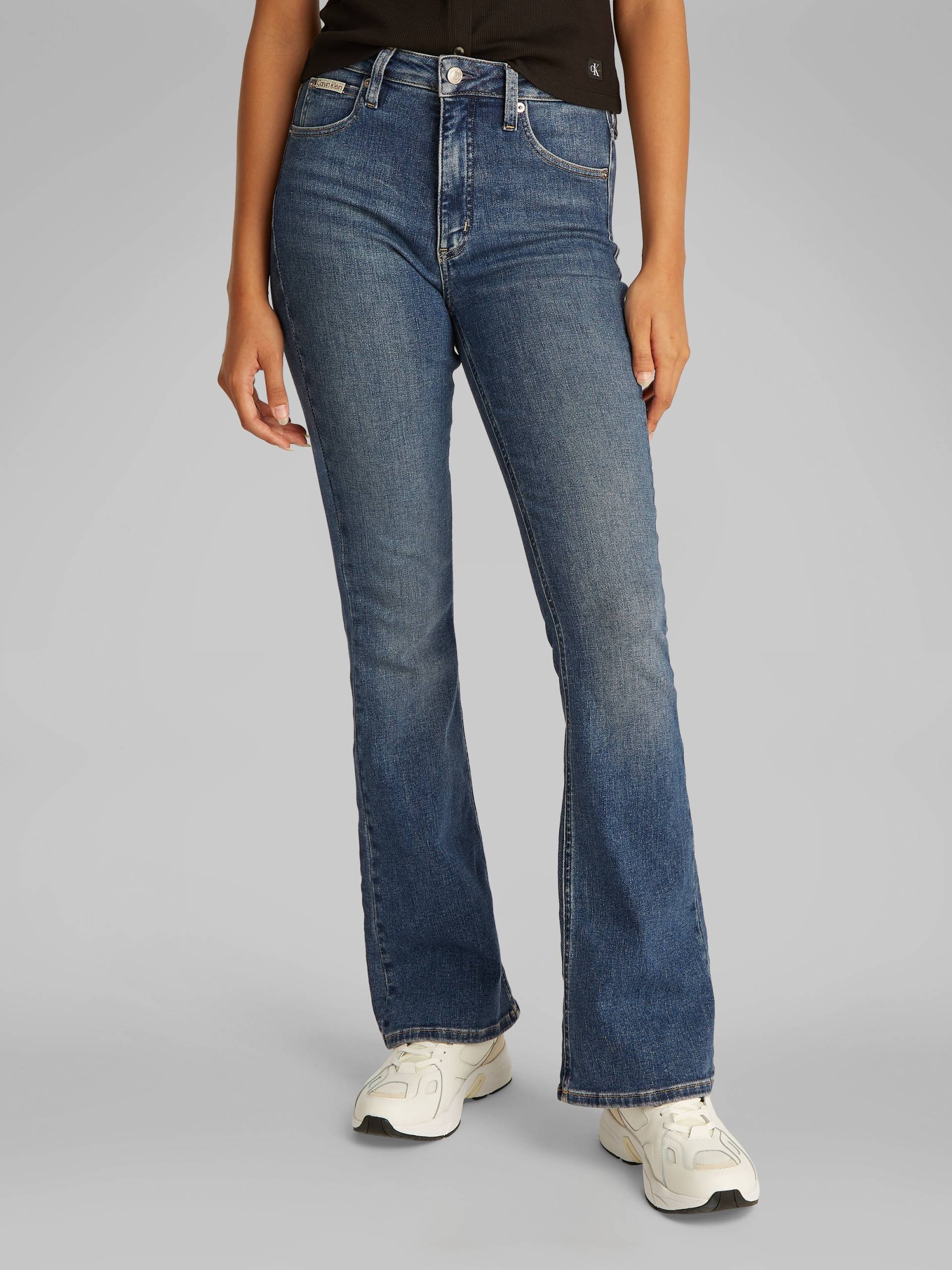 Calvin Klein Jeans Bootcut-Jeans »SKINNY BOOTCUT«, in blauer Waschung Calvin Klein Jeans Bootcut-Jeans »SKINNY BOOTCUT«, in blauer Waschung von Calvin Klein Jeans